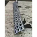 VOLVO VNR CAB STEP thumbnail 8