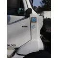 VOLVO VNR COWL thumbnail 1
