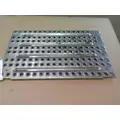 VOLVO VNR DECK (CATWALK) STEP thumbnail 2