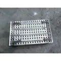 VOLVO VNR DECK (CATWALK) STEP thumbnail 3