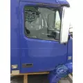 VOLVO VN 8102 cab, complete thumbnail 12