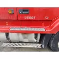 VOLVO VN CAB SKIRTSIDE FAIRING thumbnail 1