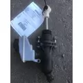 VOLVO VN Clutch Master Cylinder thumbnail 3