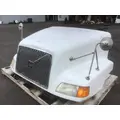 VOLVO VN Hood thumbnail 1
