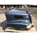 VOLVO VN Hood thumbnail 9