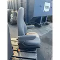 VOLVO VN Seat, Front thumbnail 4