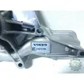 VOLVO  Water Pump thumbnail 2