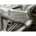 Volvo D13 Engine Oil Pump thumbnail 2