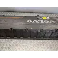 Volvo VED12 Valve Cover thumbnail 8