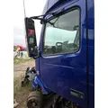 Volvo VNL Door Assembly, Front thumbnail 2