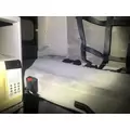 Volvo VNL Sleeper thumbnail 4