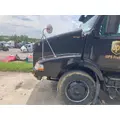 Volvo VNM Hood thumbnail 2