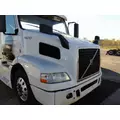 USED - A Hood VOLVO VNM 2004-2020 for sale thumbnail