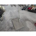 WESTERN STAR 5700 DECK (CATWALK) STEP thumbnail 1