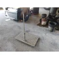 WESTERN STAR 5700 DECK (CATWALK) STEP thumbnail 2