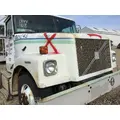 WHITE VOLVO WAH Hood thumbnail 4