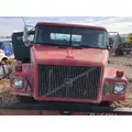 WHITE VOLVO WAH Hood thumbnail 4