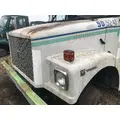 WHITE VOLVO WAH Hood thumbnail 3