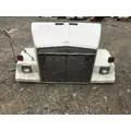 WHITE VOLVO WCM Hood thumbnail 4